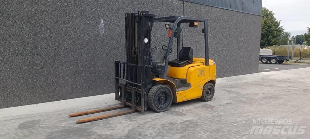 TCM FD25T3 Dízel targoncák