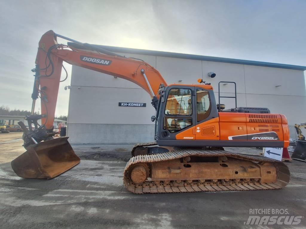 Doosan DX 255 LC-5 Lánctalpas kotrók