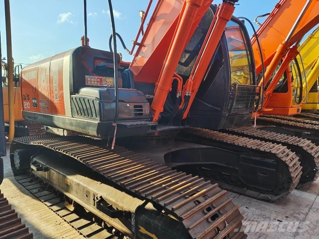 Hitachi ZX 210 Lánctalpas kotrók