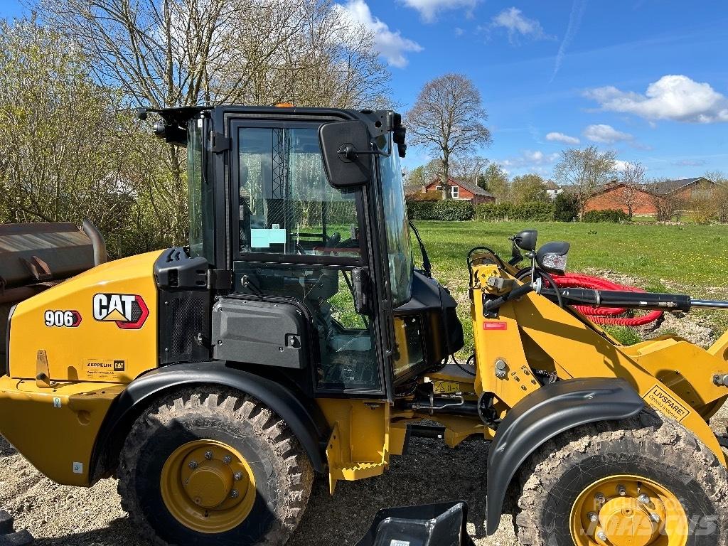 CAT 906 Gumikerekes homlokrakodók