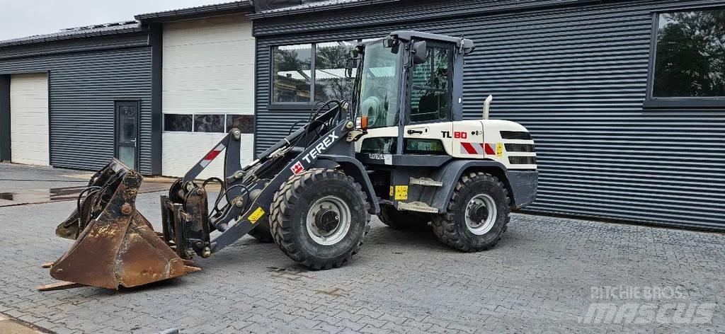 Terex TL80 Gumikerekes homlokrakodók