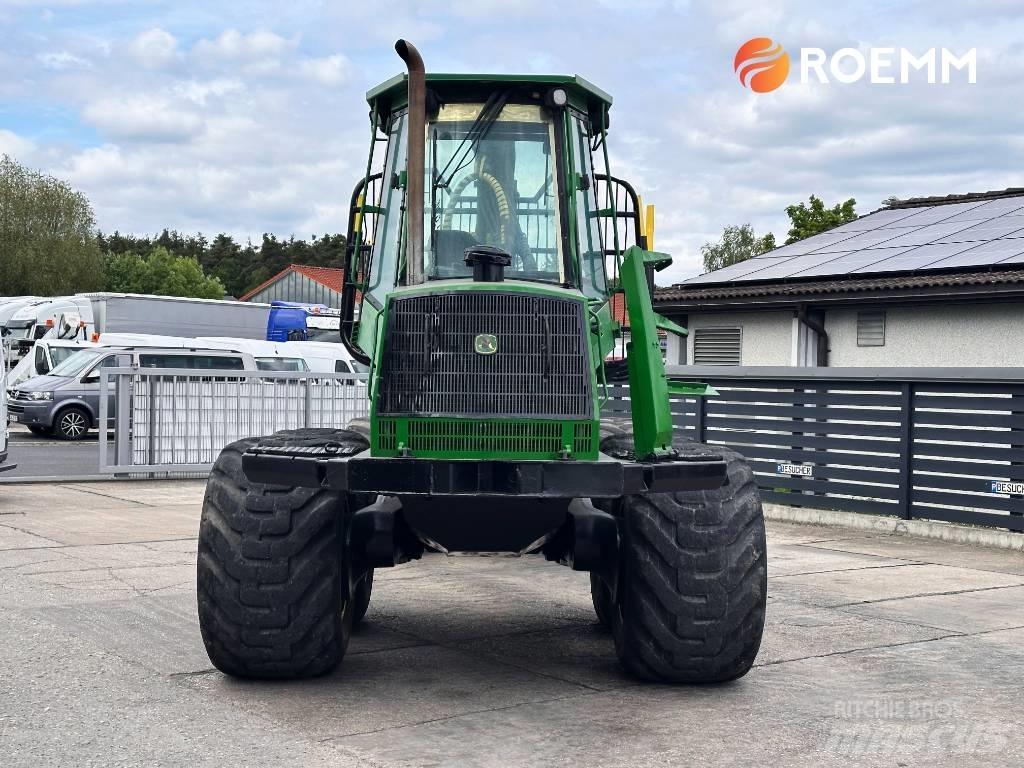John Deere 1110 D Kihordók