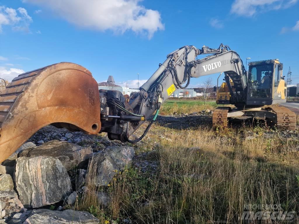 Volvo 220E Lánctalpas kotrók