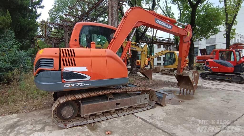 Doosan DX 75-9 C Lánctalpas kotrók