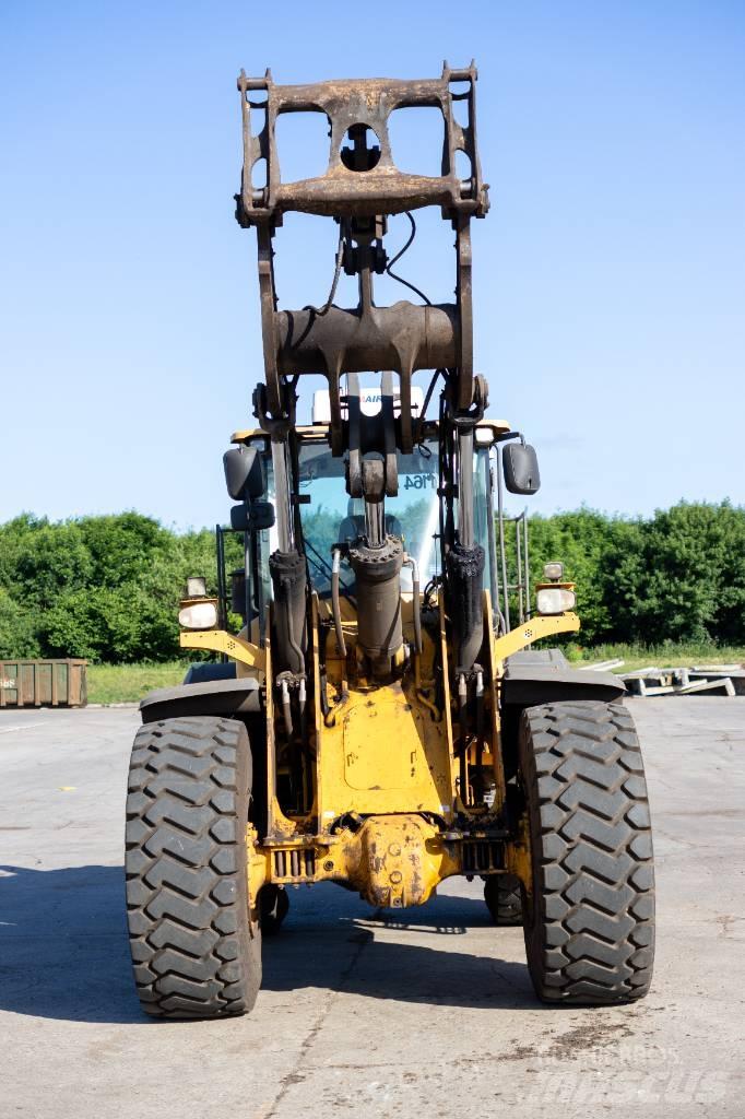 Volvo L 110 H Gumikerekes homlokrakodók