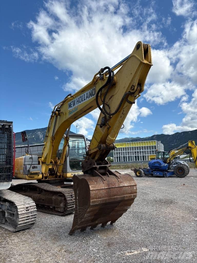 New Holland E 245 B Lánctalpas kotrók