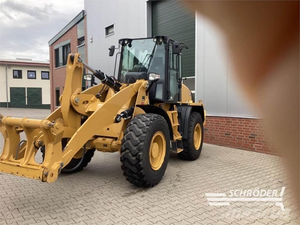 CAT 914 HL Gumikerekes homlokrakodók