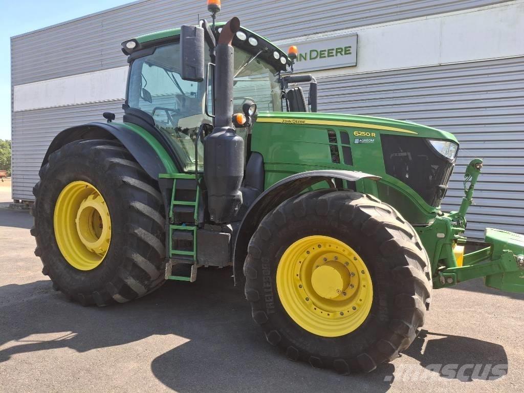 John Deere 6250R Traktorok