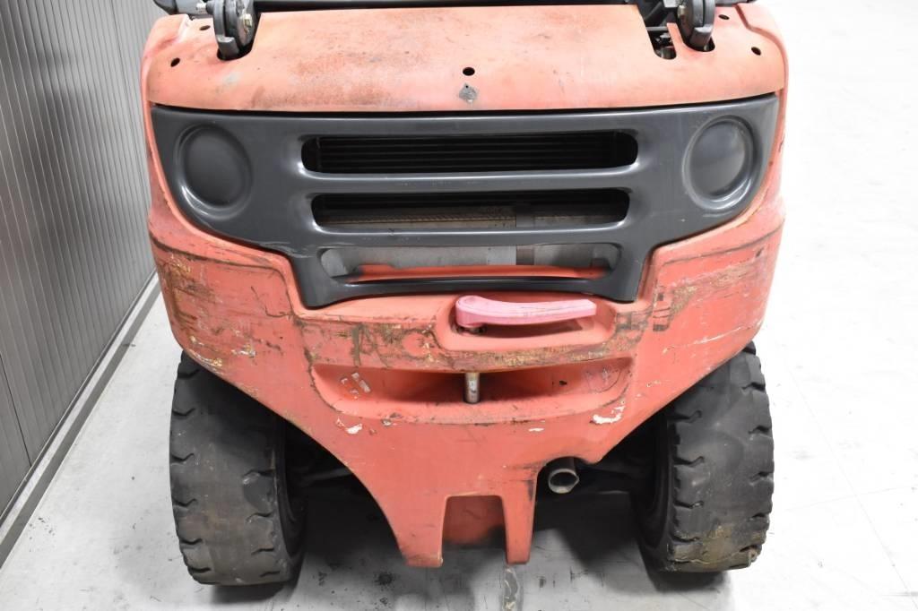Linde H 25 T Gázüzemű targoncák