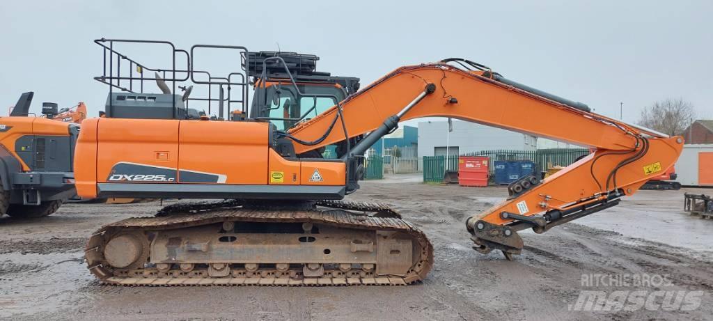 Doosan DX225LC-5 Lánctalpas kotrók