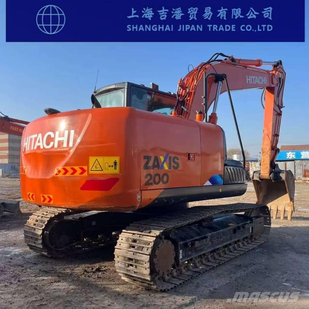 Hitachi ZX 200 Lánctalpas kotrók