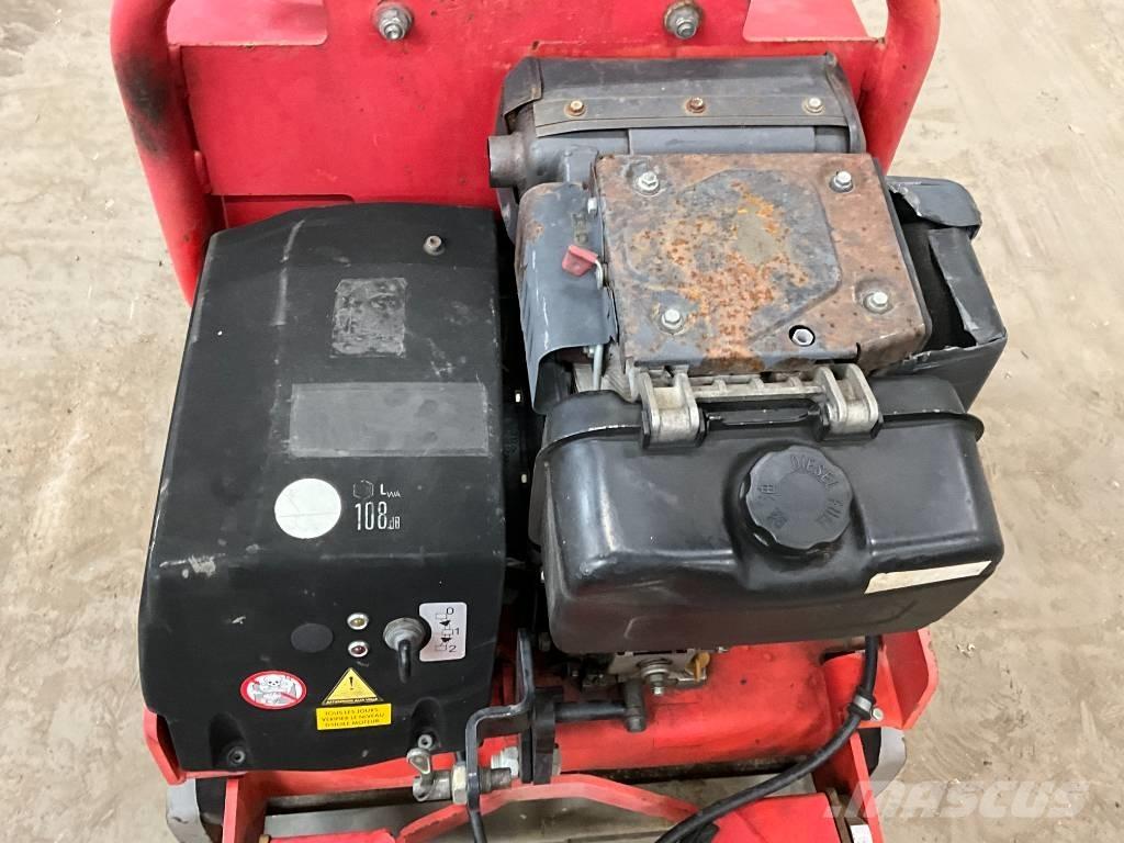 Ammann ARW 65 Ikerdobos hengerek