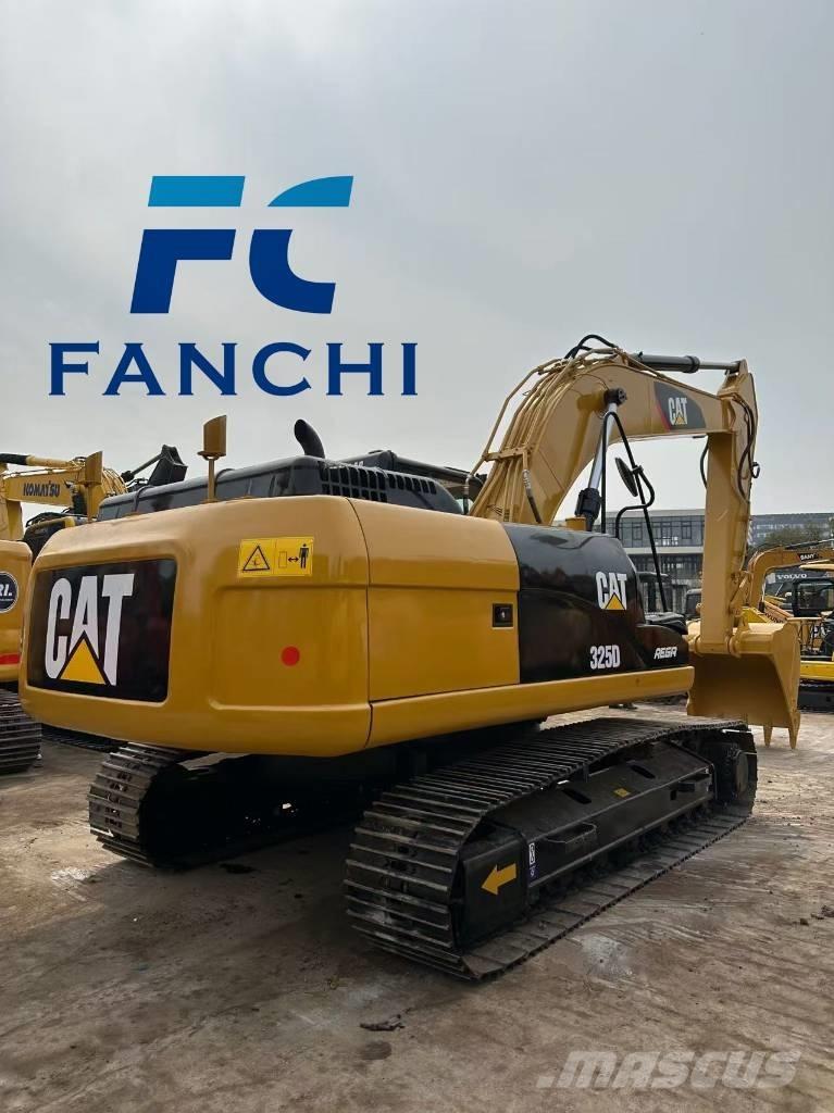 CAT 325 D Lánctalpas kotrók