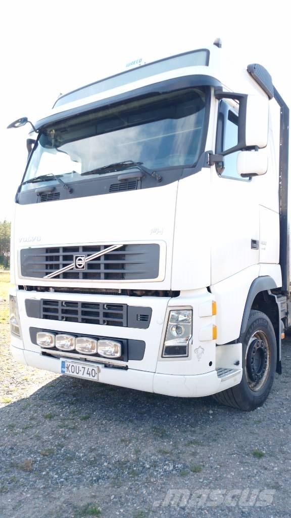 Volvo FH D 13 HYDR. Platós / Ponyvás teherautók