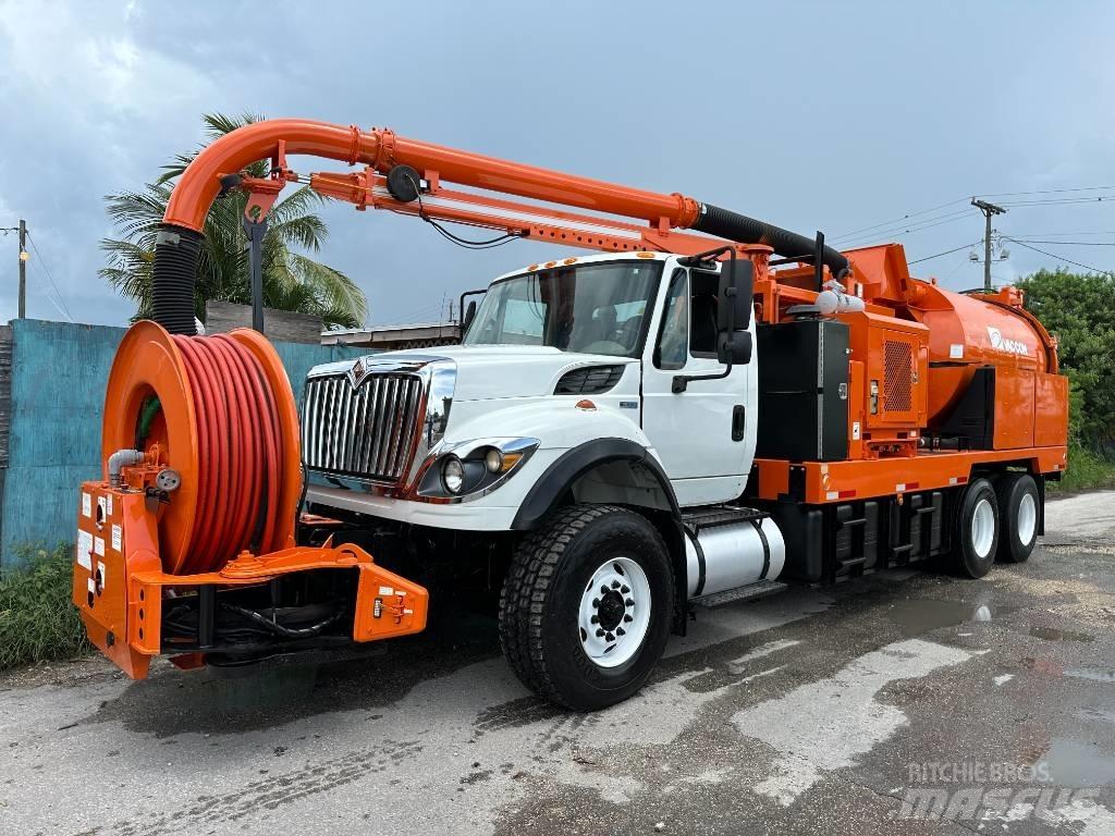 International 7400 Vákuum teherautok