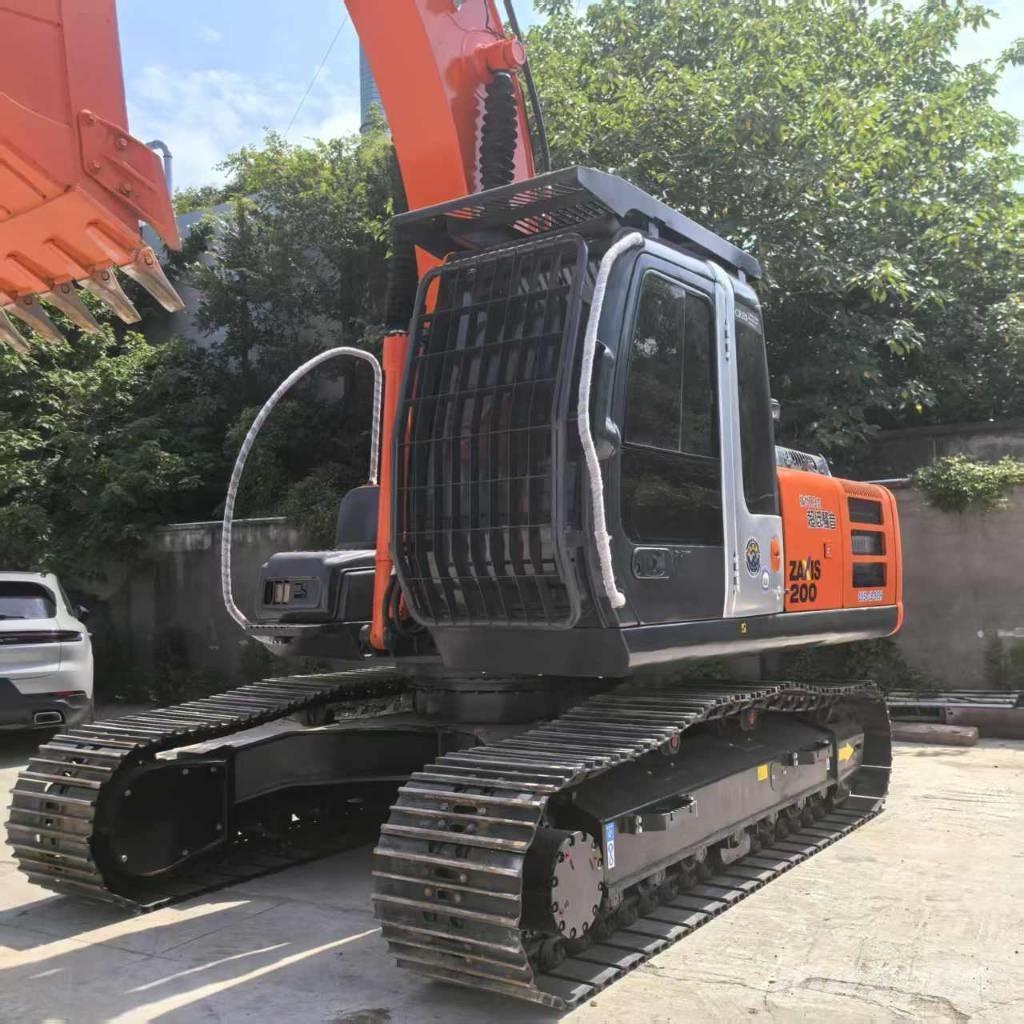 Hitachi ZX 200-3 G Lánctalpas kotrók