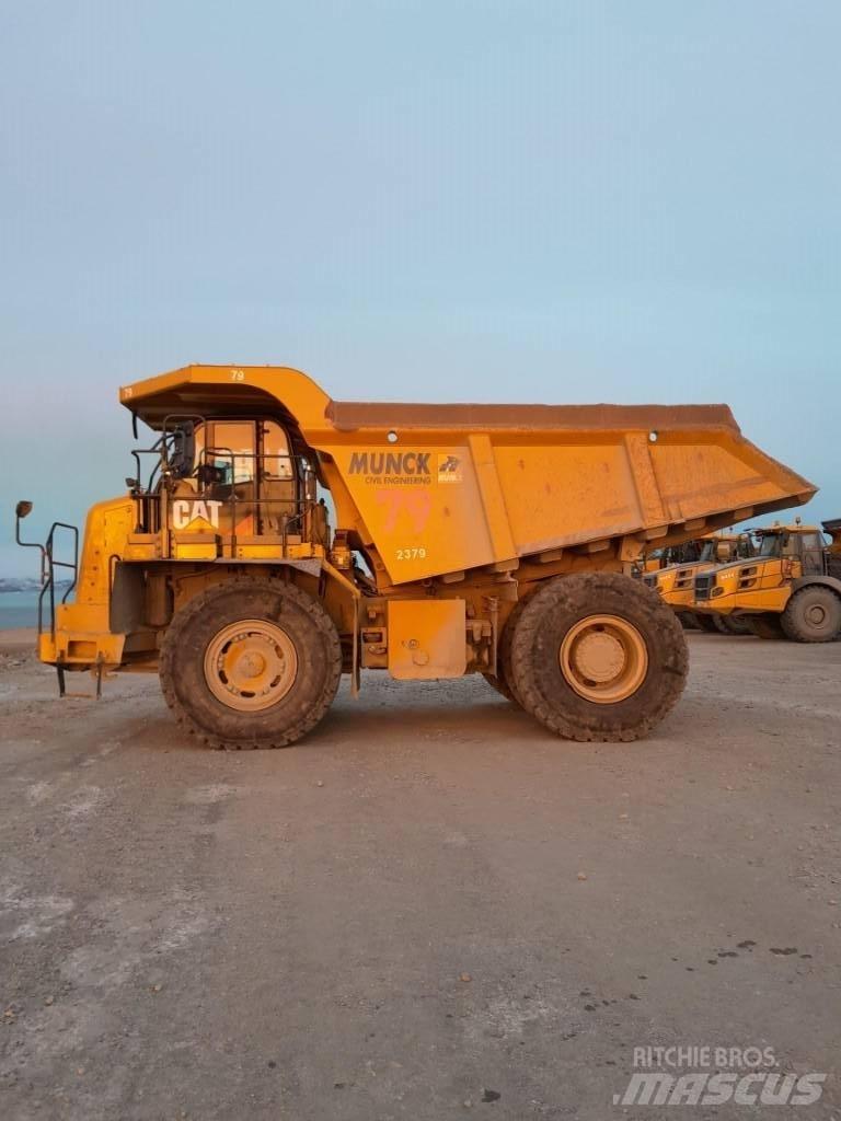 CAT 772G Mezei dömperek