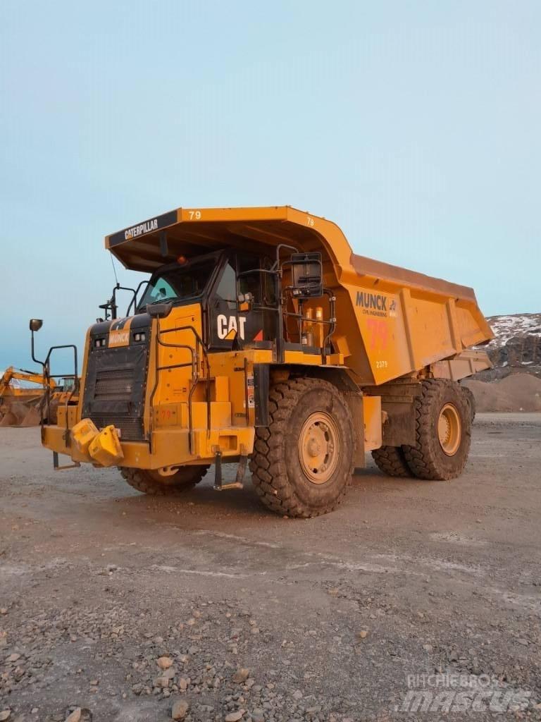 CAT 772G Mezei dömperek