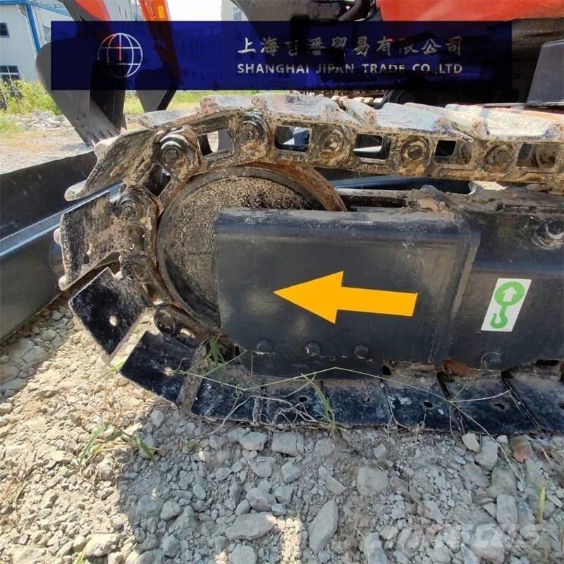 Kubota U 30 Lánctalpas kotrók