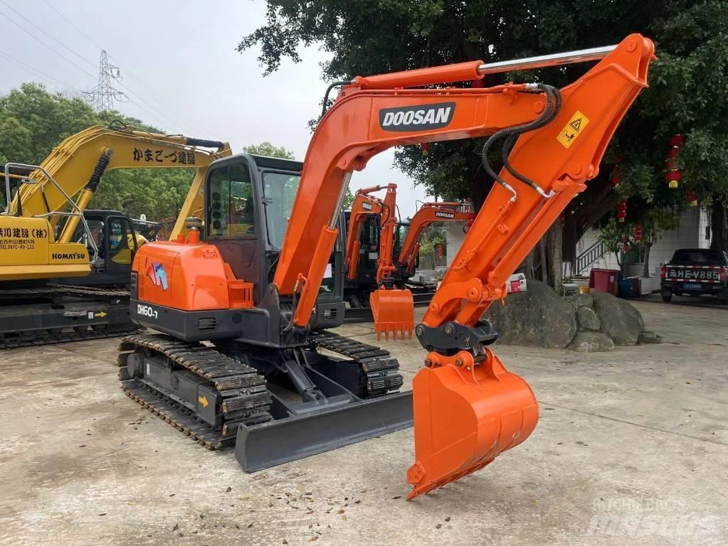Doosan DH 60-7 Mini kotrók < 7t