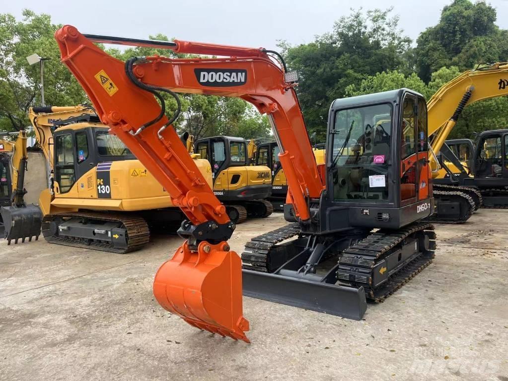 Doosan DH 60-7 Mini kotrók < 7t