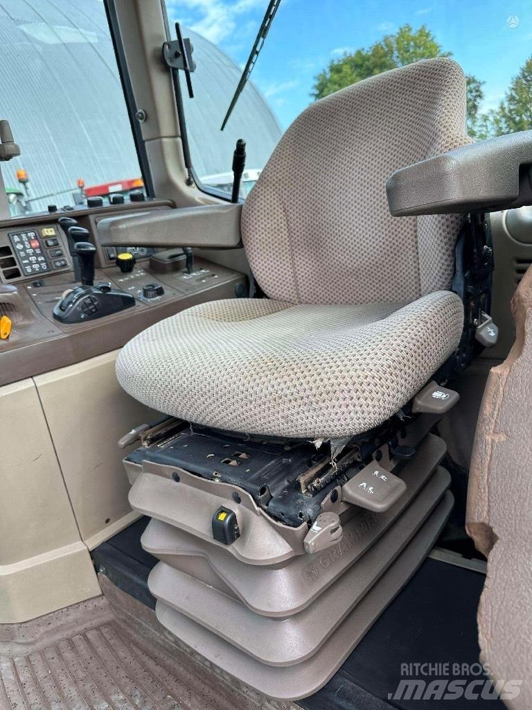 John Deere 6820 AP Traktorok