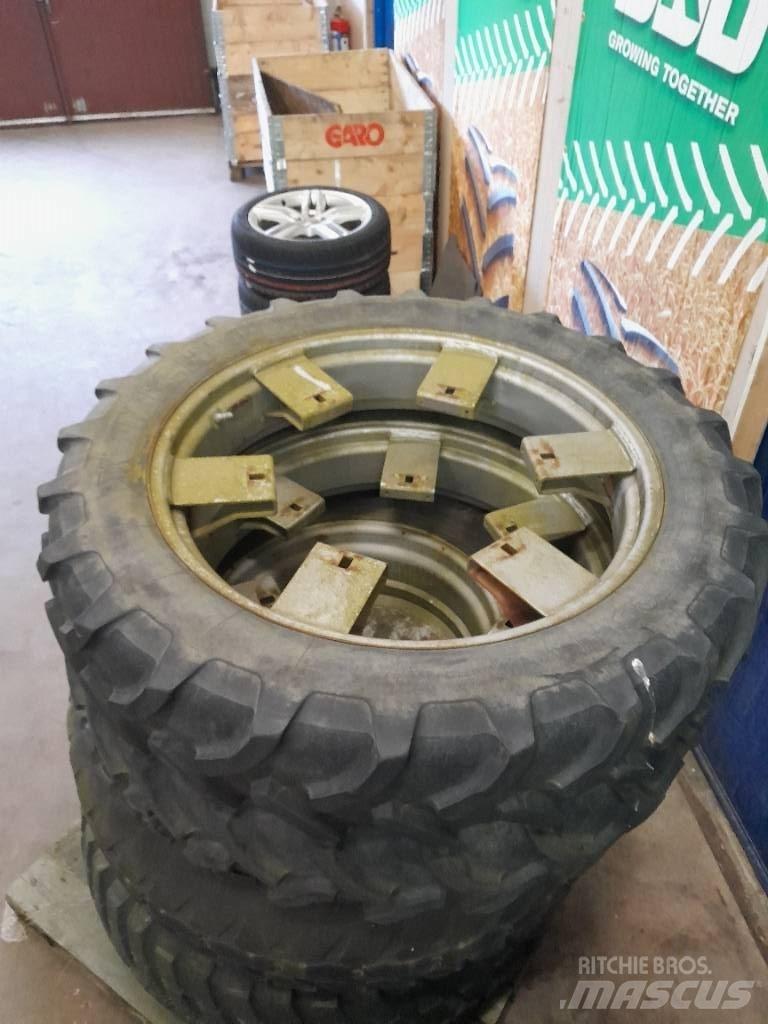 Michelin 9,5-32 Gumiabroncsok, kerekek és felnik