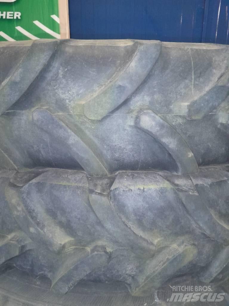 Michelin 9,5-32 Gumiabroncsok, kerekek és felnik