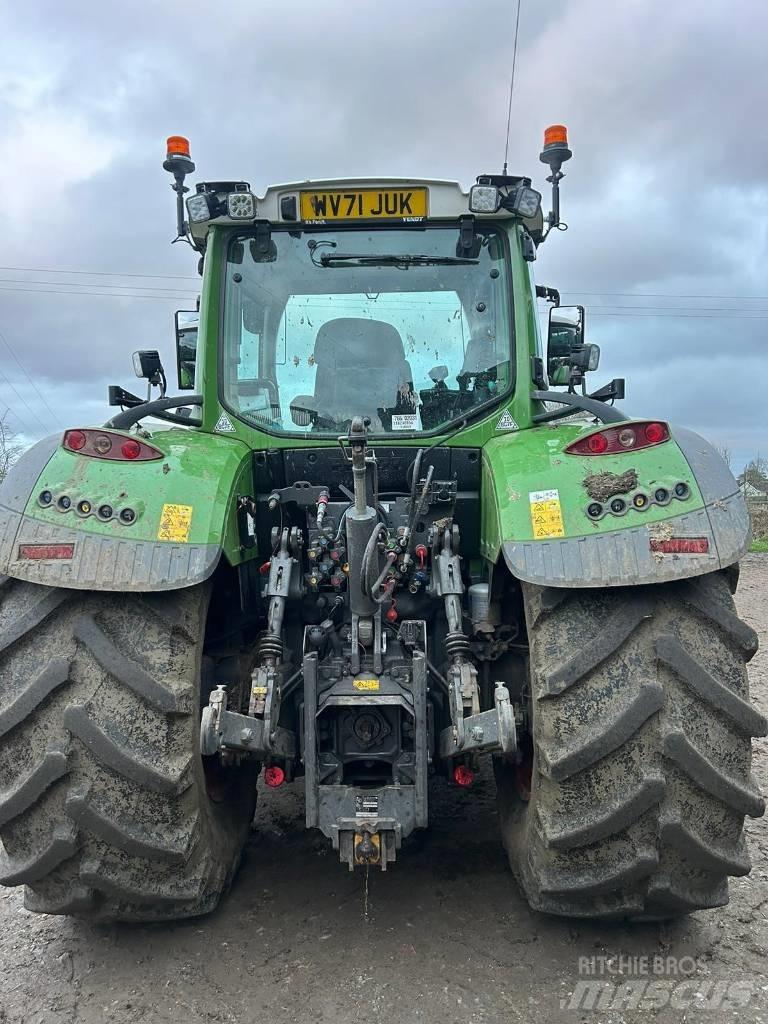 Fendt 724 Profi Plus Traktorok
