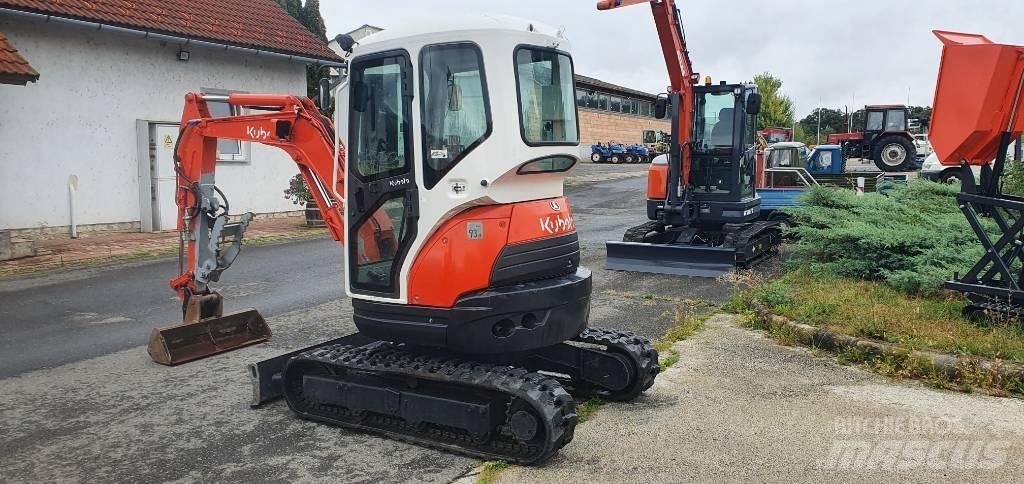 Kubota U 25-3 Mini kotrók < 7t