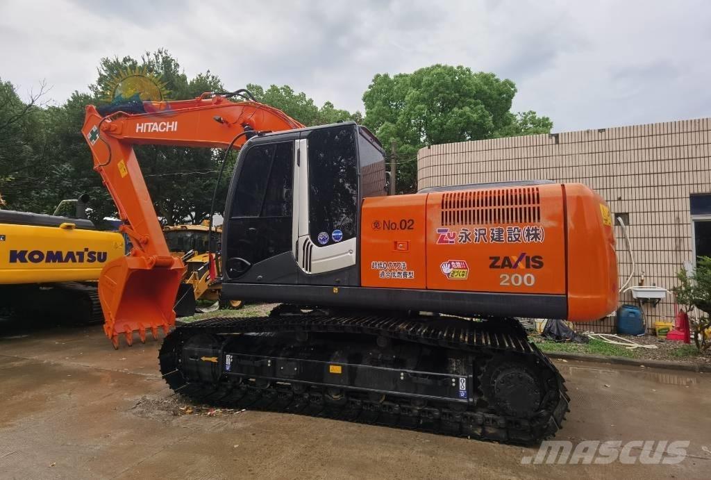 Hitachi ZX 200 Lánctalpas kotrók