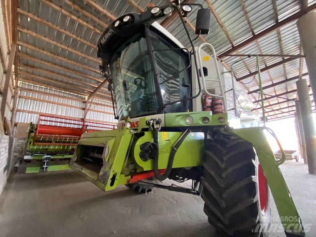 CLAAS Tucano 450 Kombájnok