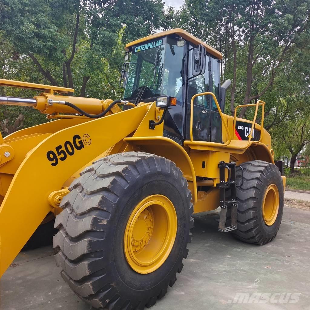 CAT 950GC Gumikerekes homlokrakodók