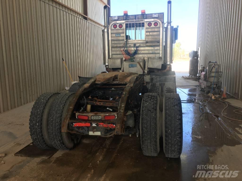 Peterbilt 378 Csőfektető/Hegesztő dózerek