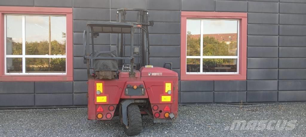 Moffett M5 25.3 NX Dízel targoncák