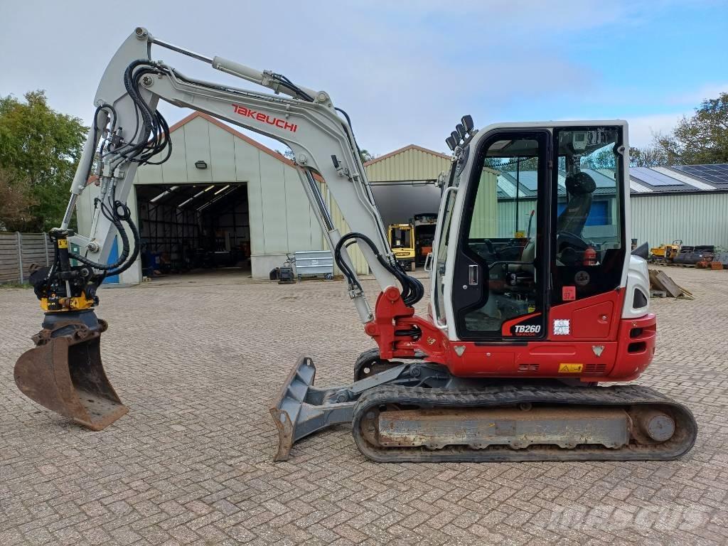 Takeuchi TB260 Mini kotrók < 7t