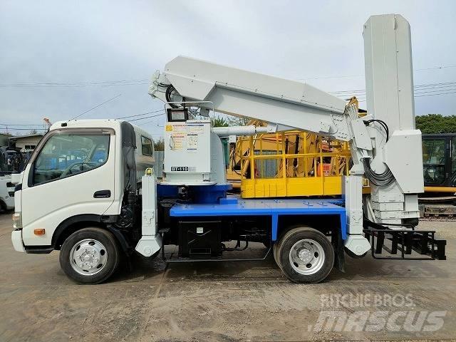 Tadano BT-110-1 Teherautóra szerelt emelők és állványok