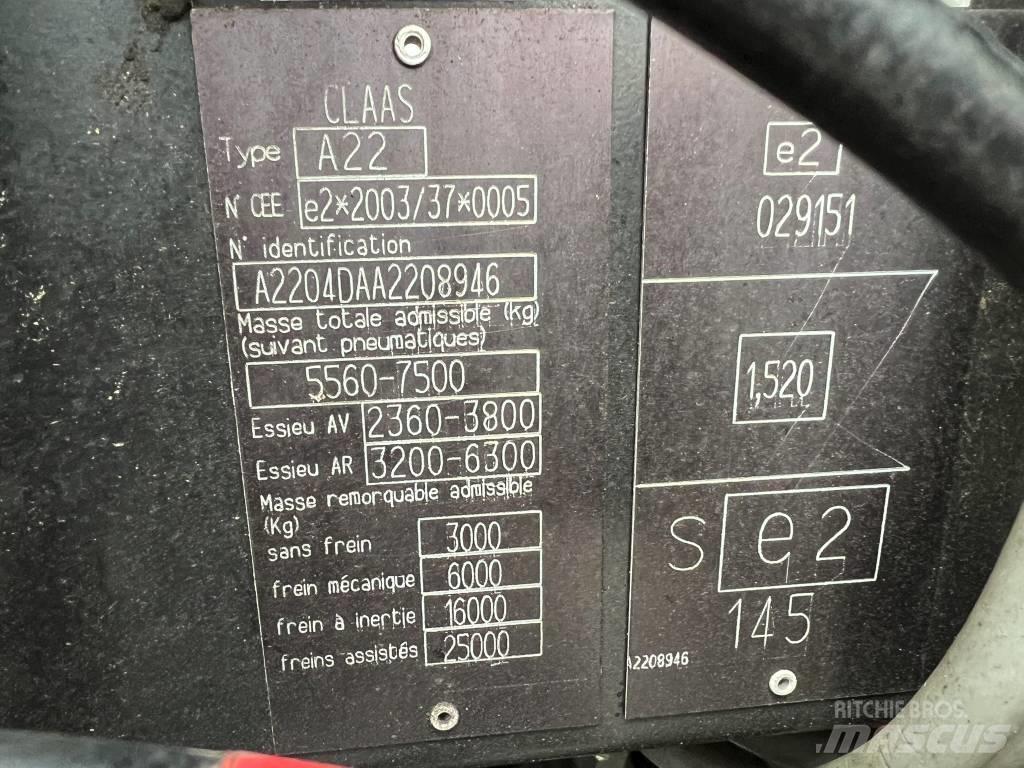 CLAAS Axos 310 Traktorok