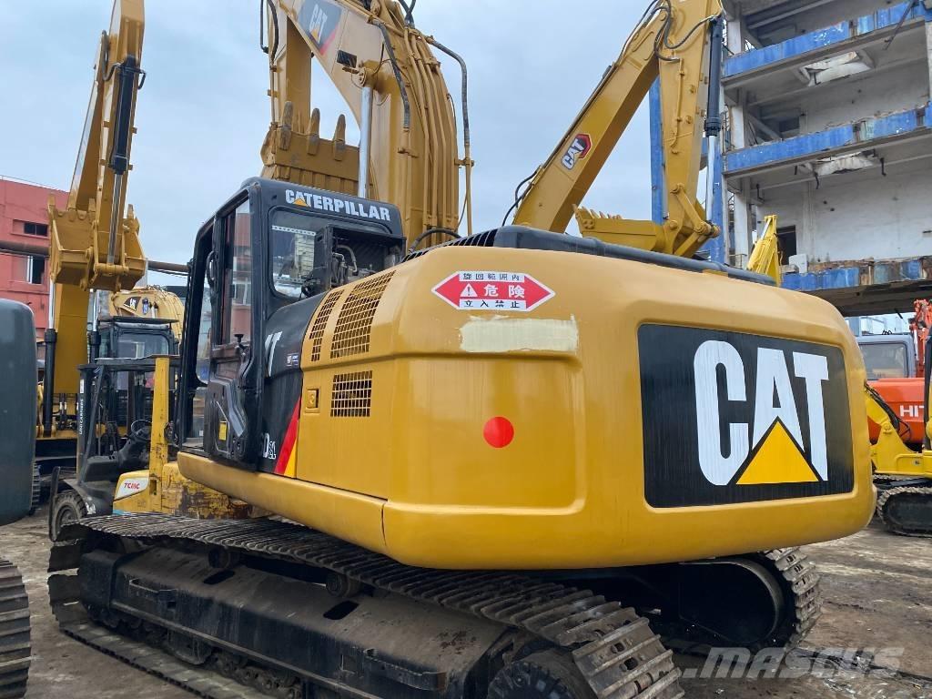 CAT 326D2L Lánctalpas kotrók