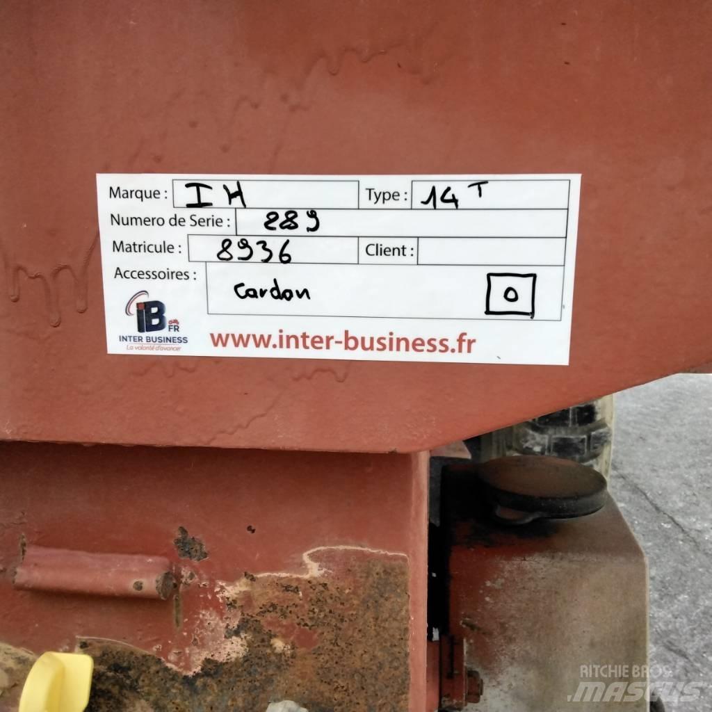 IH B14 Billenő Mezőgazdasági pótkocsik
