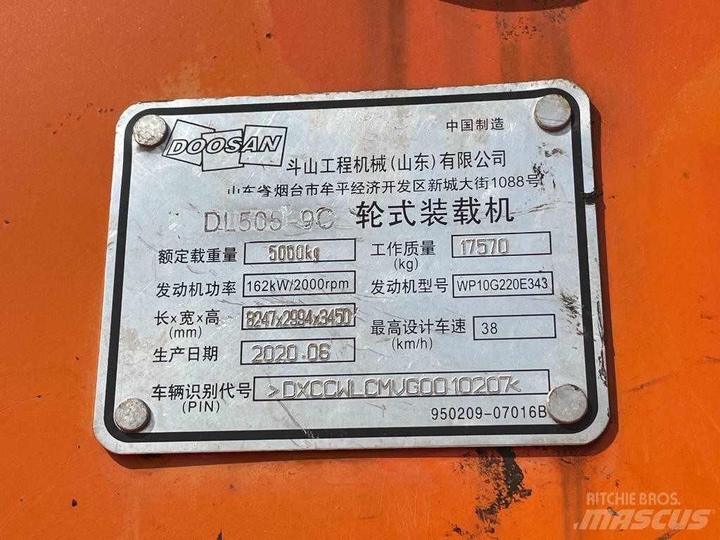 Doosan DL 505 Gumikerekes homlokrakodók