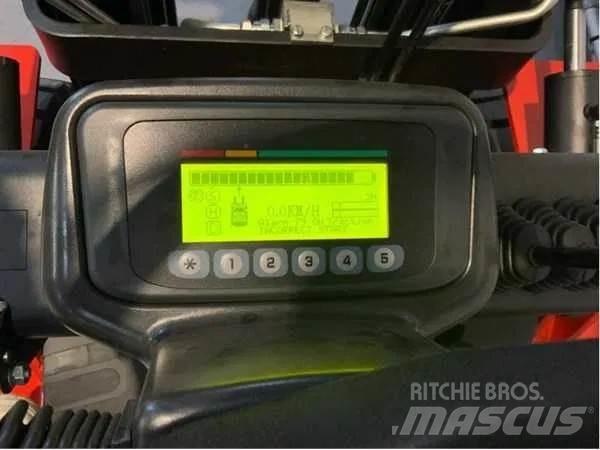 EP EFL 302 (3000KG) Elektromos targoncák