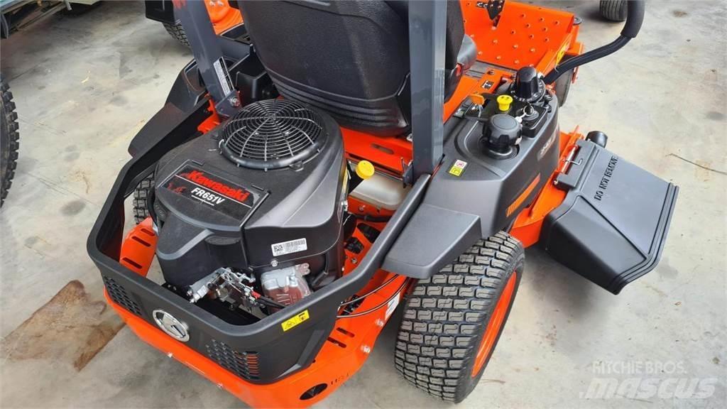 Kubota Z1-421 Golfpálya karbantartó gépek