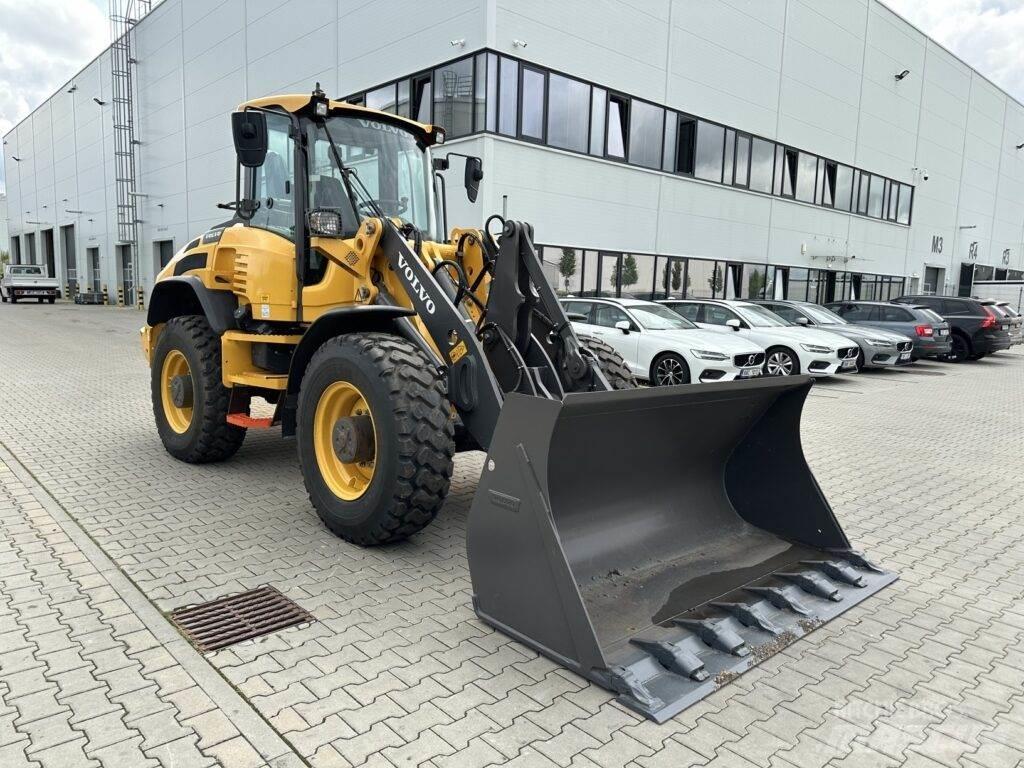 Volvo L45HS Gumikerekes homlokrakodók