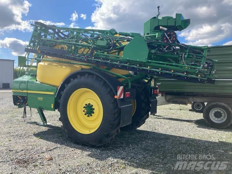 John Deere R975i Vontatott trágyaszórók