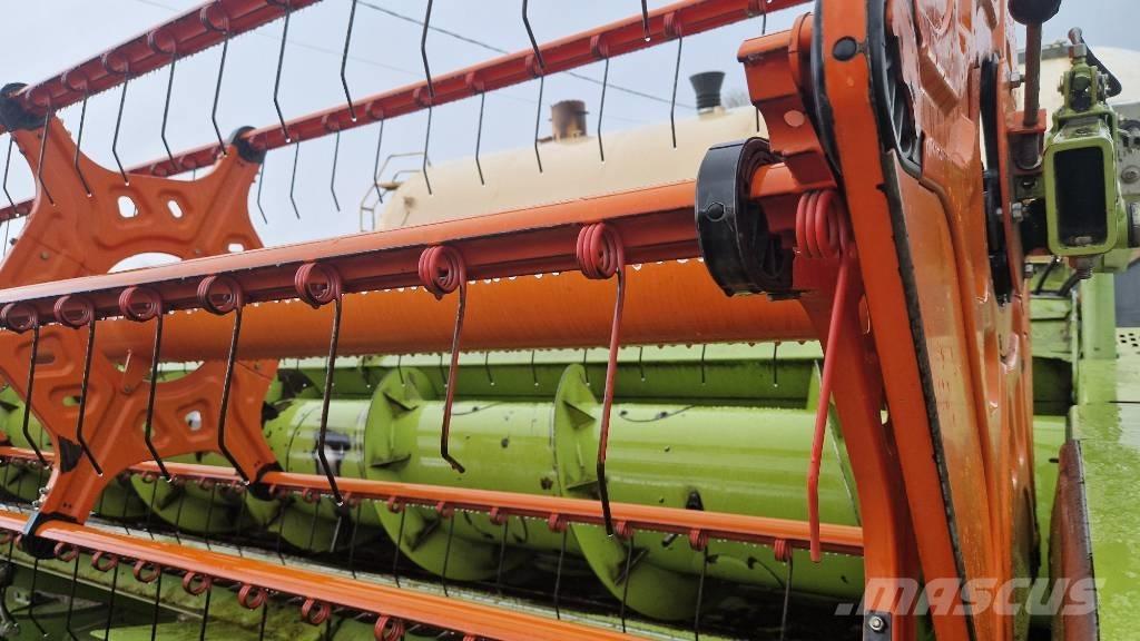 CLAAS Vario 1050 Kombájn adapterek