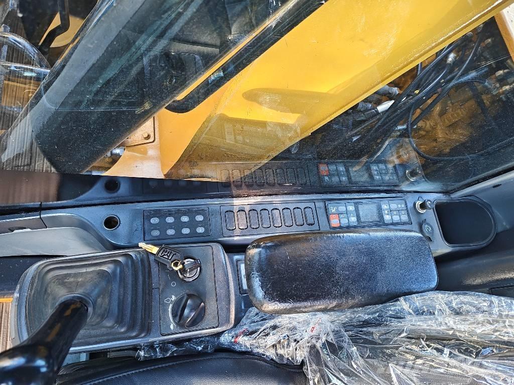 CAT 312 D Lánctalpas kotrók