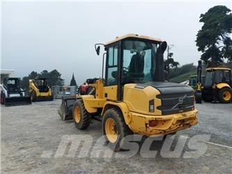 Volvo L 30 G Gumikerekes homlokrakodók