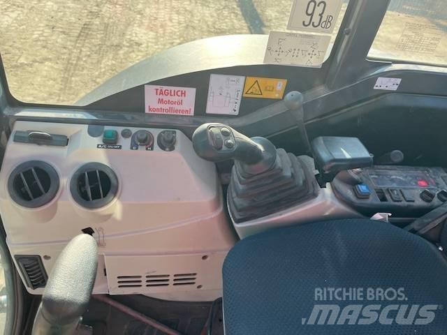 Kobelco SK30 SR-6E Mini kotrók < 7t