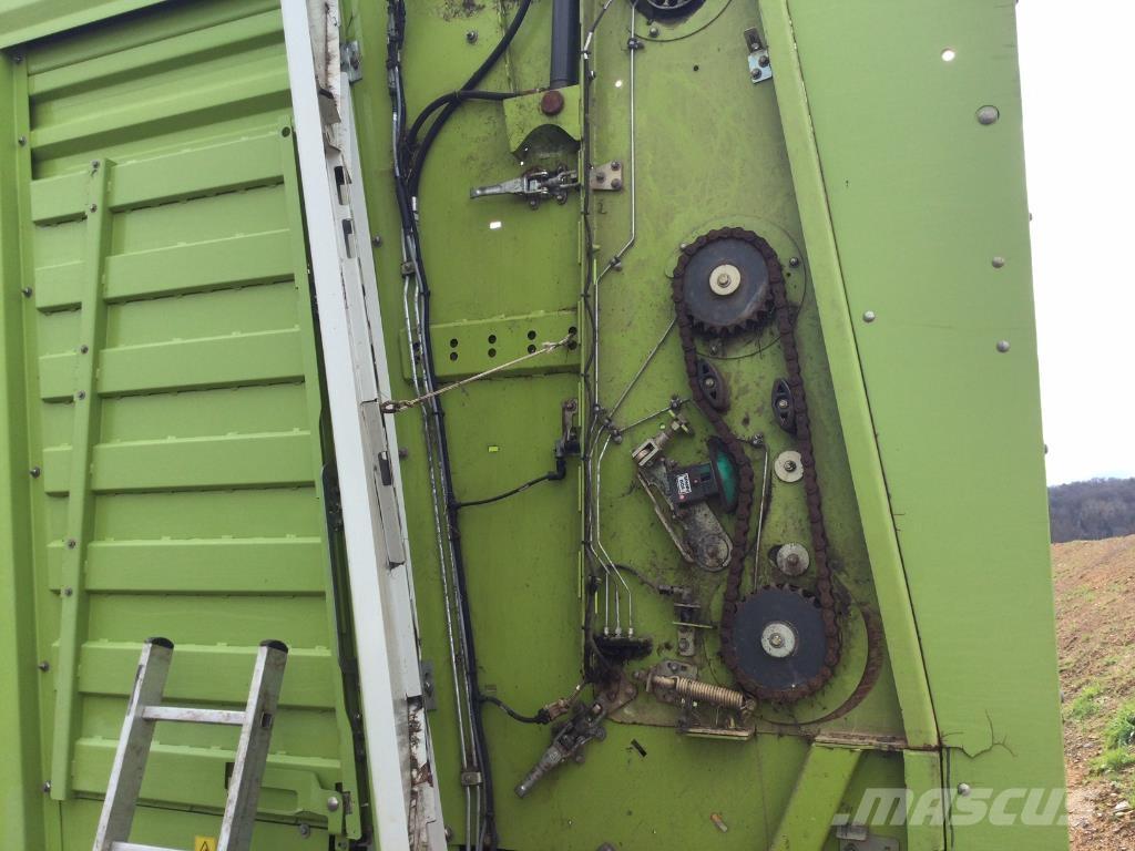 CLAAS 9400 Gabona átrakó kocsik